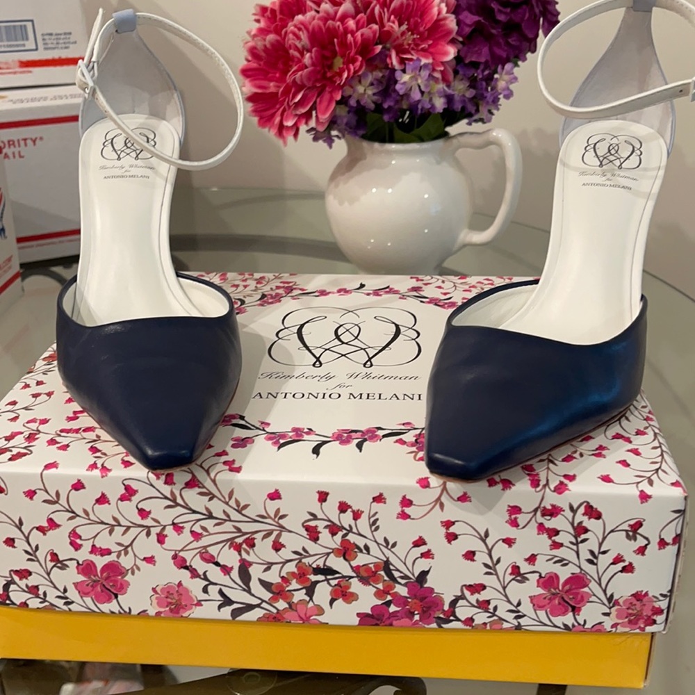 Antonio Melani Make Sexy Women Shoes Just For You